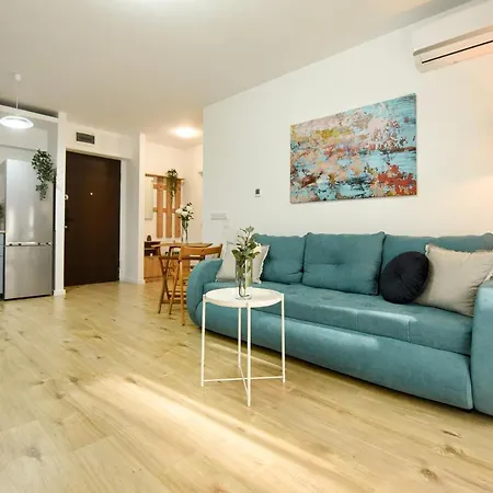 Perfect Stay: Urban Heaven In Aviatiei Business Area *