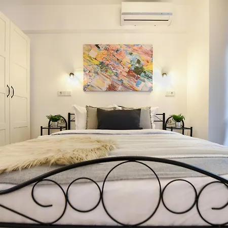 Perfect Stay: Urban Heaven In Aviatiei Business Area