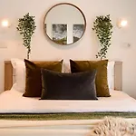 Perfect Stay: Urban Heaven In Aviatiei Business Area 布加勒斯特